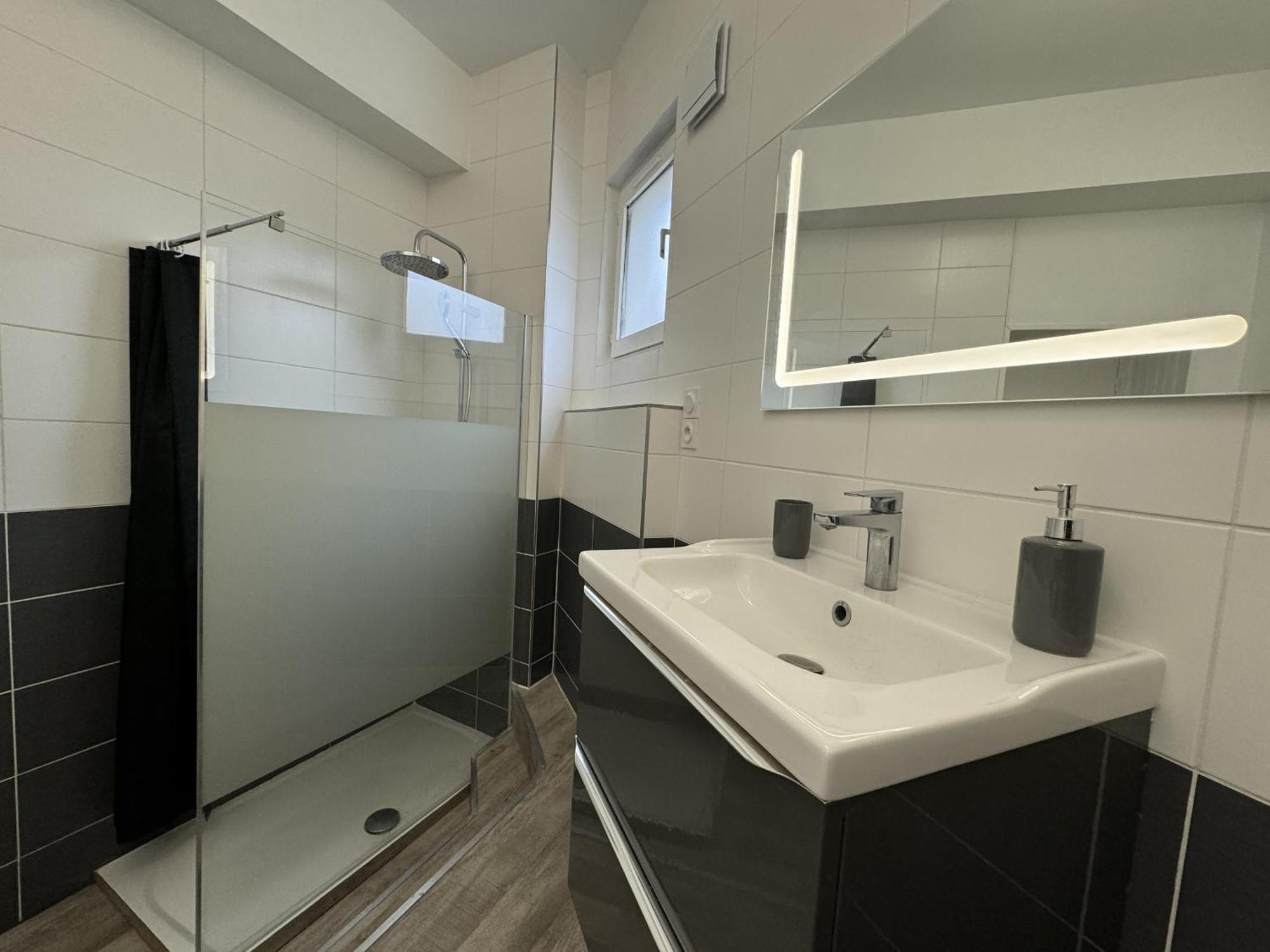 Apartmán Rive Droite - Riviere Sarthe - 2 Pers - Reve Au Mans Le Mans Exteriér fotografie